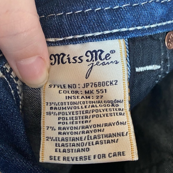 NWOT Miss Me Mid Rise Cuffed Skinny Jeans - Picture 4 of 5